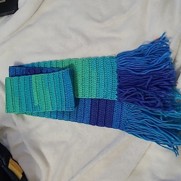 Handcrafted scarf Blue green ambre - Picture 1 of 2